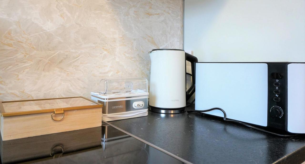 Mein Apartment, Stars Mit Balkon Und Klima Fuer Bis Zu 4 Personen Frankenthal  Esterno foto