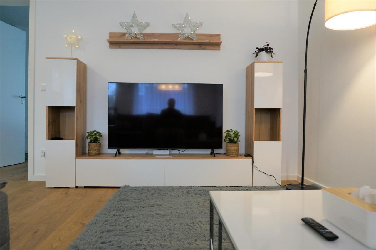 Mein Apartment, Stars Mit Balkon Und Klima Fuer Bis Zu 4 Personen Frankenthal  Esterno foto