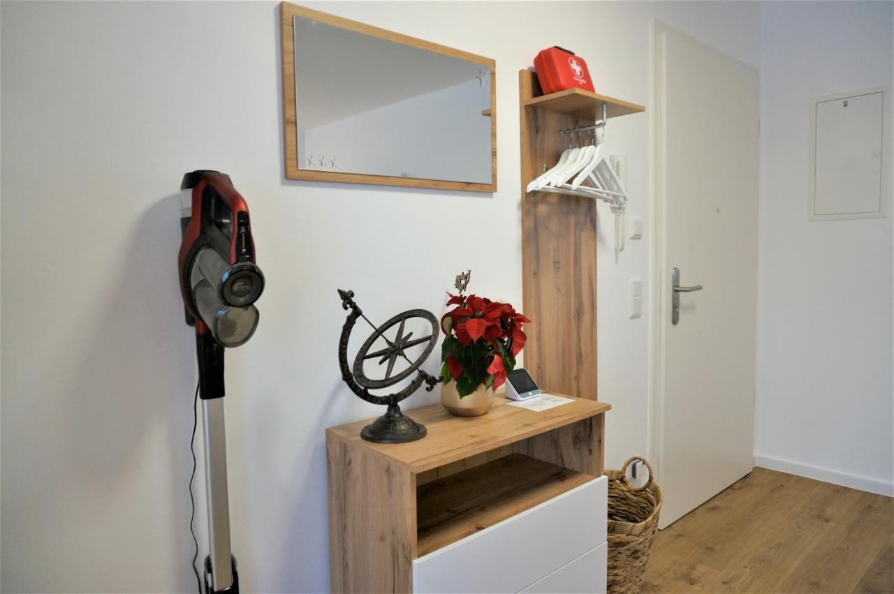 Mein Apartment, Stars Mit Balkon Und Klima Fuer Bis Zu 4 Personen Frankenthal  Esterno foto