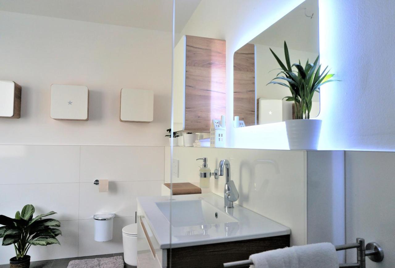 Mein Apartment, Stars Mit Balkon Und Klima Fuer Bis Zu 4 Personen Frankenthal  Esterno foto