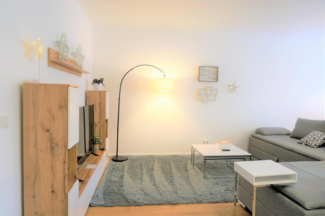 Mein Apartment, Stars Mit Balkon Und Klima Fuer Bis Zu 4 Personen Frankenthal  Esterno foto